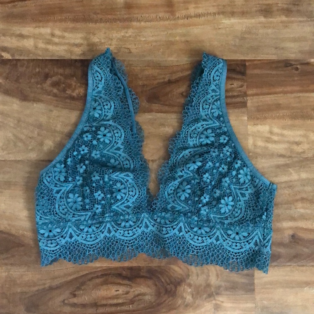 Victoria’s Secret Teal Bralette Size L